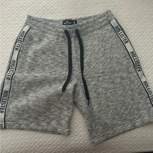 Men’s Hollister Comfy shorts
